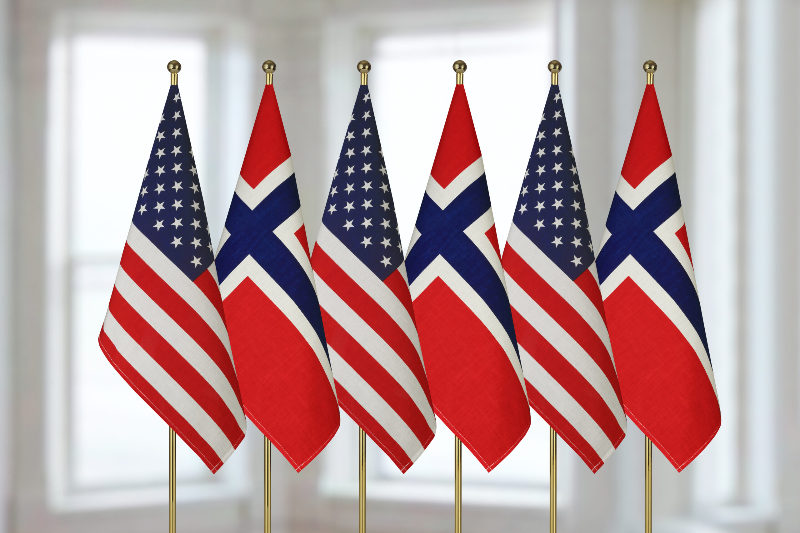 US and Norwegian flag